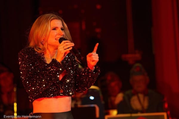 Helene Fischer Double Caro: Perfekte Show für Firmenfeiern & Gala-Events