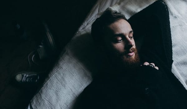 Jaymes Young, emotionale Männer