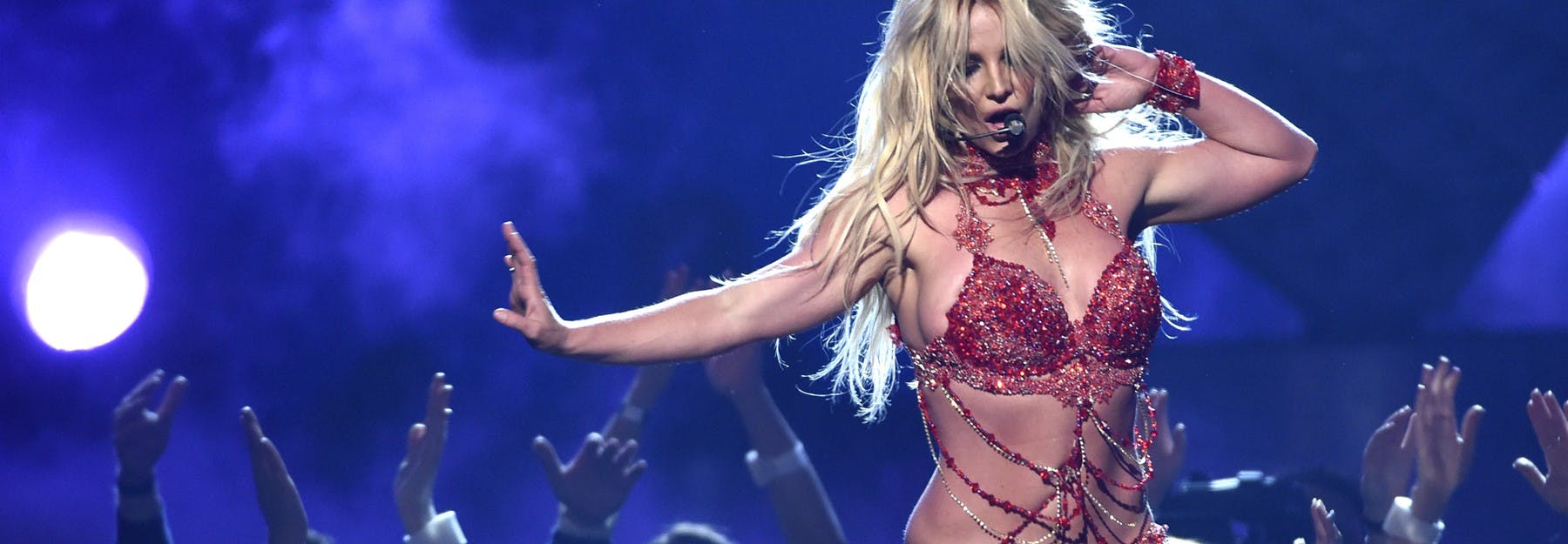 Billboard Music Awards: Britney Spears zeigt wieder Haut!