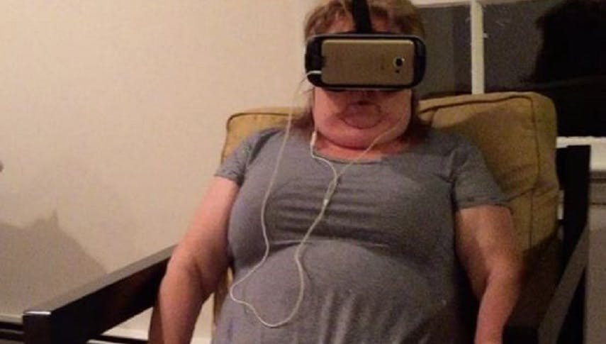 Virtual-Reality-Brille auf, „Jurassic Park” an: Mach auch du den Mama-Test!