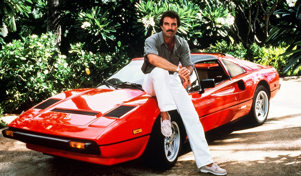 5 kuriose Magnum-Fakten rund um Tom Selleck — vom Indiana-Jones-Angebot bis zum Alt-Bier