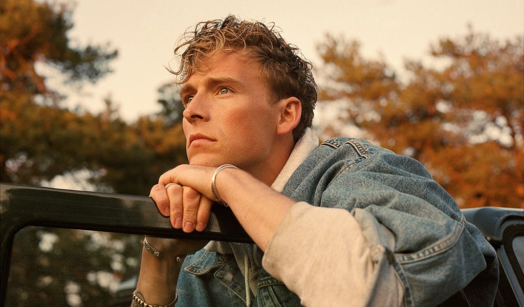 5 ziemlich gute Gründe, warum dieser Sänger Dänemarks erfolgreichster Musiker ist