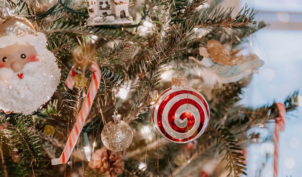 X‑mas-Fragen: Wann sollten wir den Weihnachtsbaum aufstellen?